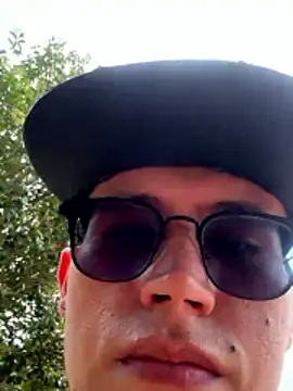 Snapshot of Kurtxxx22 chatting on 01-31-26, 07:23 Kurtxxx22 online show from 01-31-26, 07:23