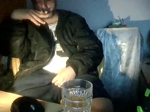 Snapshot of SmokedAlloy2 chatting on 02-14-26, 01:35 SmokedAlloy2 online show from 02-14-26, 01:35