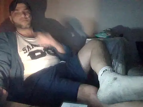 Snapshot of SmokedAlloy2 chatting on 02-14-26, 04:15 SmokedAlloy2 online show from 02-14-26, 04:15