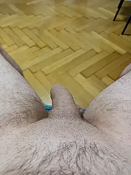 Loneguy111 online show from 01-09-26, 04:43