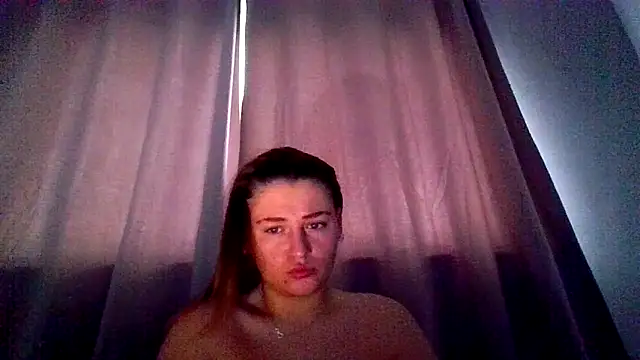 Snapshot of RUBY-ROSE-SWINGS chatting on 11-13-25, 07:51 RUBY-ROSE-SWINGS online show from 11-13-25, 07:51