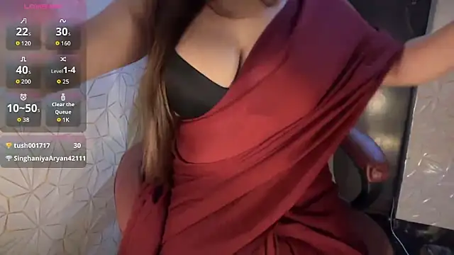 Snapshot of Remi_Emmii chatting on 09-30-25, 08:25 Remi Emmii online show from 09-30-25, 08:25