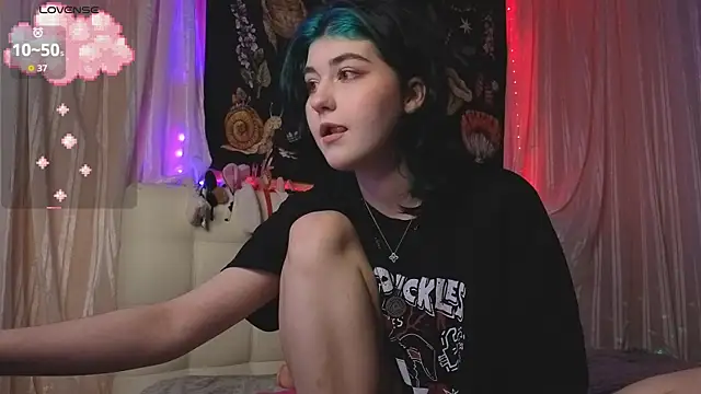 Miko Meow online show from 09-15-25, 04:51