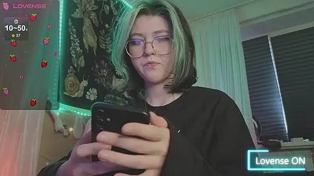 Miko Meow online show from 03-25-26, 02:12