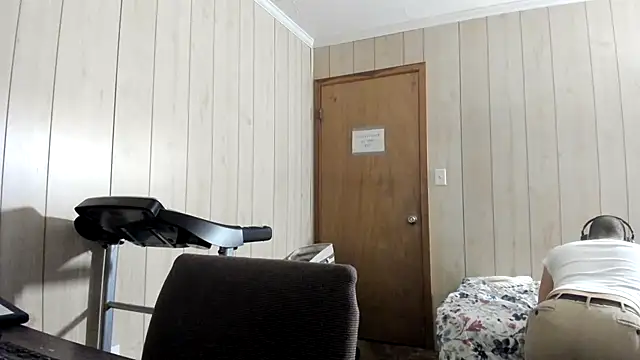 NaturalBeautyQueen online show from 06-30-26, 01:45