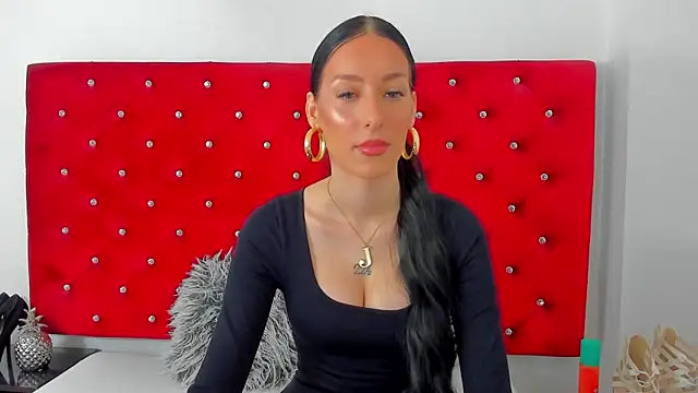 Snapshot of PleasureJasmine chatting on 10-07-25, 07:49 PleasureJasmine online show from 10-07-25, 07:49