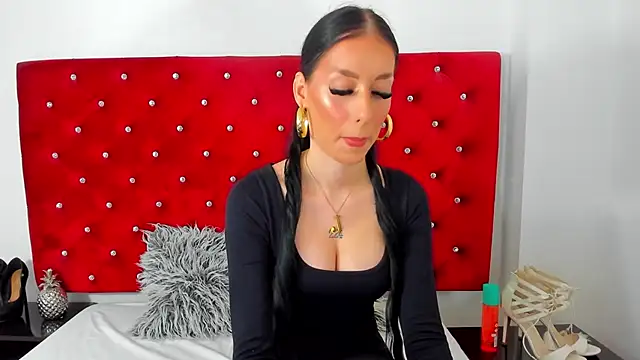 Snapshot of PleasureJasmine chatting on 10-13-25, 07:52 PleasureJasmine online show from 10-13-25, 07:52