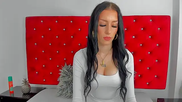 Snapshot of PleasureJasmine chatting on 11-19-25, 09:53 PleasureJasmine online show from 11-19-25, 09:53