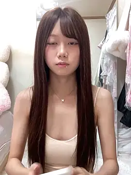 Snapshot of zaizaiNono chatting on 11-10-25, 12:59 zaizaiNono online show from 11-10-25, 12:59