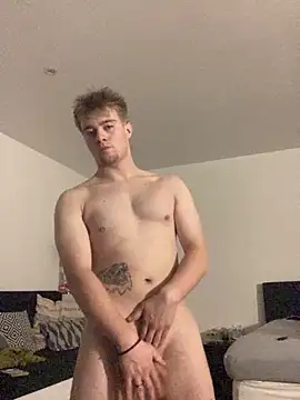 Snapshot of Stashx88 chatting on 12-16-25, 03:44 Stashx88 online show from 12-16-25, 03:44