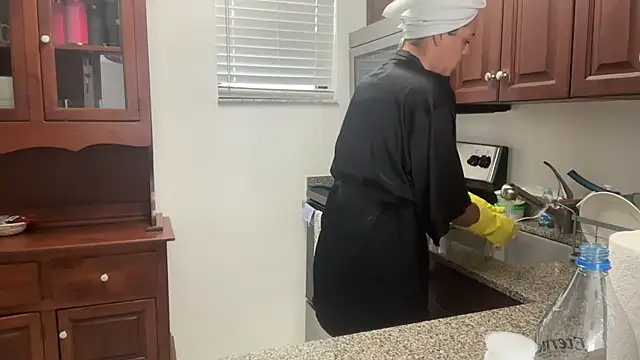 Snapshot of prettyykitty22 chatting on 10-26-25, 06:36 prettyykitty22 online show from 10-26-25, 06:36