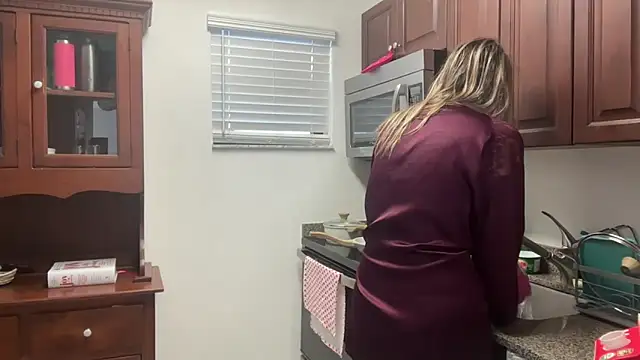 prettyykitty22 online show from 02-08-26, 03:59