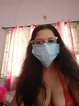 Snapshot of thanusi_2 chatting on 07-20-26, 05:55 thanusi 2 online show from 07-20-26, 05:55