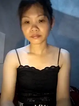 LinhNa999 online show from 09-20-25, 04:46