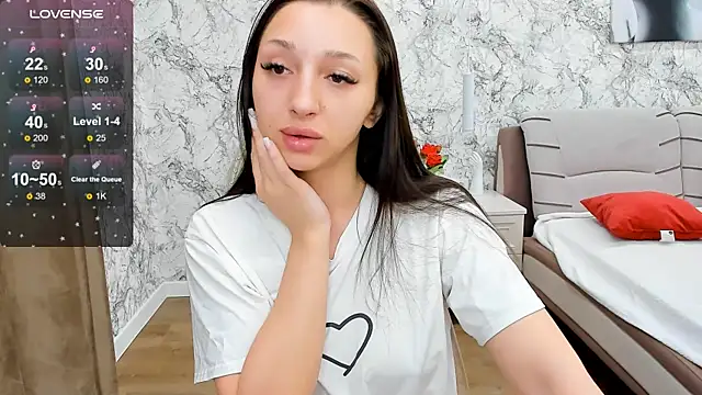 Snapshot of sheillawood chatting on 10-04-25, 12:30 sheillawood online show from 10-04-25, 12:30