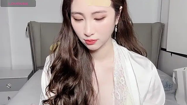 wuyueaini online show from 09-29-25, 09:36