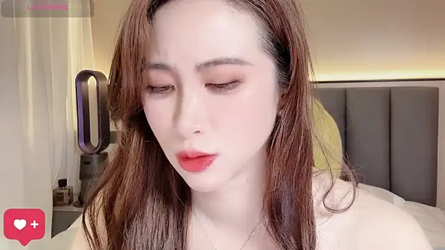 wuyueaini online show from 04-15-26, 05:25