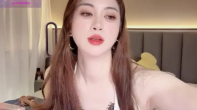 wuyueaini online show from 06-20-26, 06:38