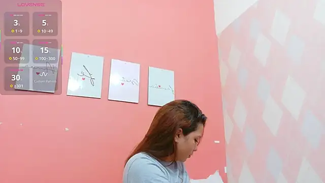 Snapshot of little_beillis chatting on 11-19-25, 01:00 little beillis online show from 11-19-25, 01:00