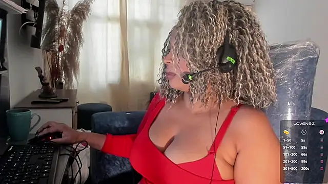 LiloTorontoo online show from 11-03-25, 01:56