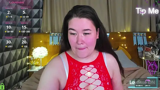 Snapshot of Tara_Torres chatting on 10-07-25, 09:06 Tara Torres online show from 10-07-25, 09:06