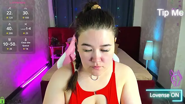 Snapshot of Tara_Torres chatting on 10-12-25, 12:20 Tara Torres online show from 10-12-25, 12:20