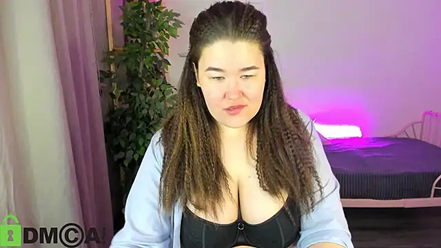 Snapshot of Tara_Torres chatting on 11-30-25, 12:36 Tara Torres online show from 11-30-25, 12:36