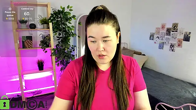 Tara Torres online show from 12-23-25, 09:40