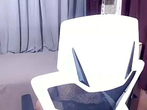 Sassy-Margaux online show from 10-28-25, 03:36