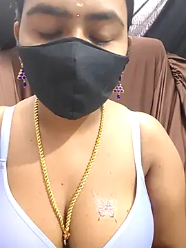 Snapshot of Tamil_Lotus chatting on 10-25-25, 06:10 Tamil Lotus online show from 10-25-25, 06:10