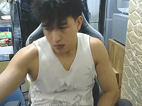 hunterXhan online show from 10-08-25, 07:06