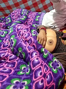 Snapshot of Sonabhabhi96 chatting on 12-16-25, 07:08 Sonabhabhi96 online show from 12-16-25, 07:08