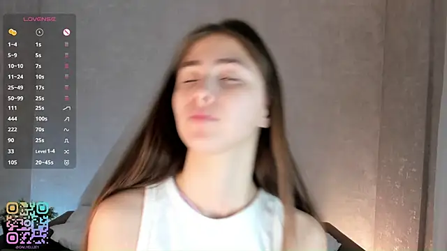 LynetteDanley online show from 10-16-25, 01:23