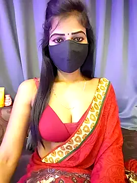 Snapshot of Misss-julli chatting on 04-10-26, 02:39 Misss-julli online show from 04-10-26, 02:39