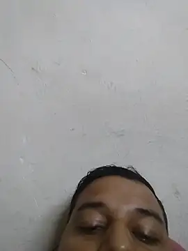 Snapshot of sumit_19 chatting on 06-01-26, 07:04 sumit 19 online show from 06-01-26, 07:04