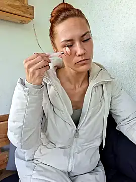 Snapshot of SlimBellaa chatting on 09-25-25, 08:51 SlimBellaa online show from 09-25-25, 08:51