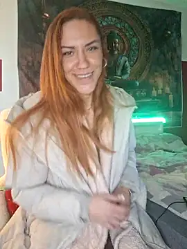 Snapshot of SlimBellaa chatting on 11-11-25, 11:21 SlimBellaa online show from 11-11-25, 11:21