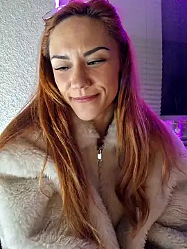 Snapshot of SlimBellaa chatting on 11-15-25, 10:48 SlimBellaa online show from 11-15-25, 10:48