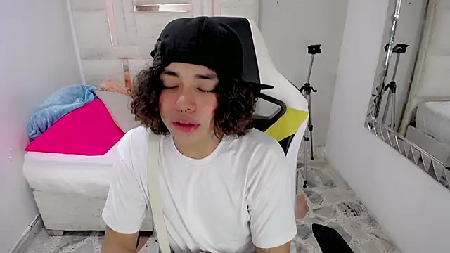 Stein  online show from 11-22-25, 08:41