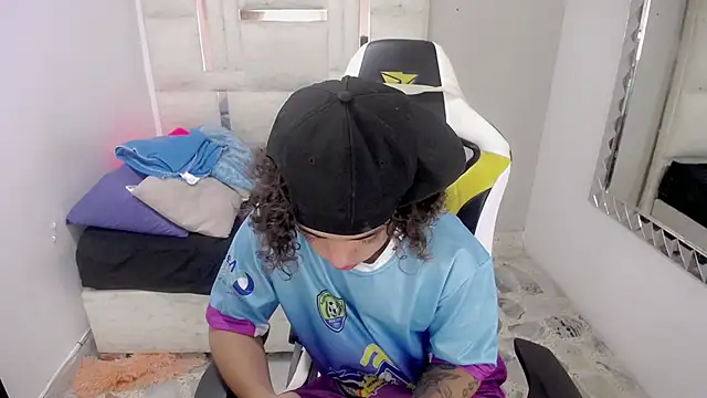 Stein  online show from 11-25-25, 09:04