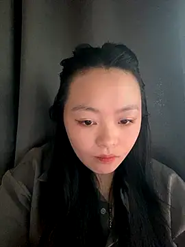 Snapshot of Julia-Elsa chatting on 09-14-25, 06:01 Julia-Elsa online show from 09-14-25, 06:01