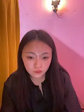 Snapshot of Julia-Elsa chatting on 09-28-25, 04:01 Julia-Elsa online show from 09-28-25, 04:01