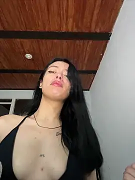 LiaCollings online show from 02-11-26, 11:59