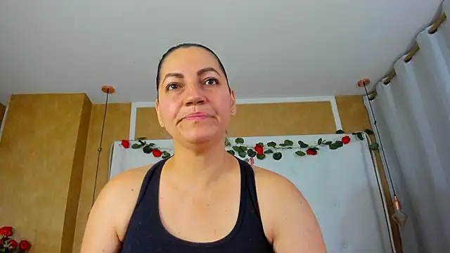 Heidy milf online show from 03-16-26, 08:35