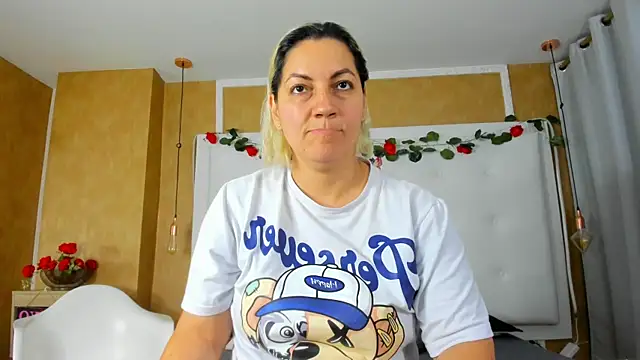 Heidy milf online show from 03-20-26, 07:52