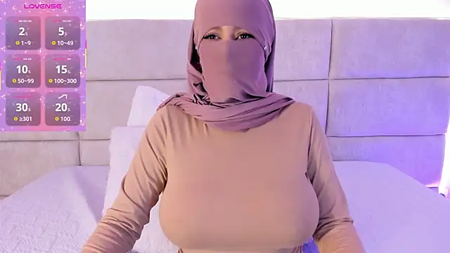  Nadiaa online show from 04-16-26, 07:25