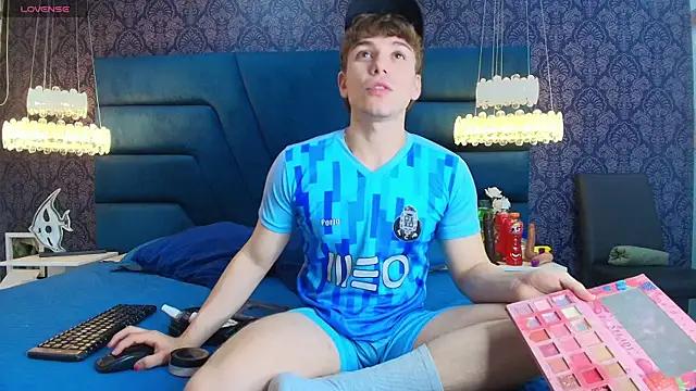 TaylerWhite online show from 01-08-26, 11:45