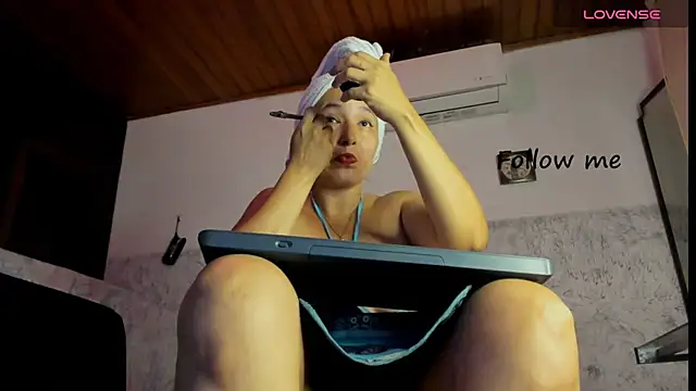 marly charm  online show from 02-16-26, 04:08