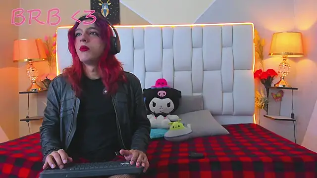 Snapshot of MilkWhore1 chatting on 09-15-25, 12:05 MilkWhore1 online show from 09-15-25, 12:05