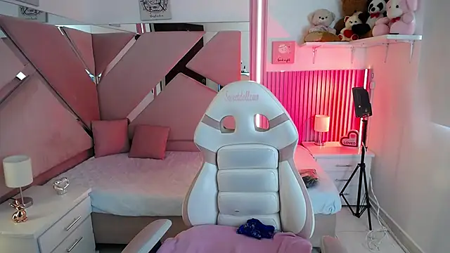 Mia garcia28 online show from 09-20-25, 07:48